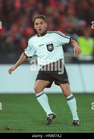 THOMAS HASSLER GERMANY & KARLSRUHER FC 26 April 1996 Stock Photo