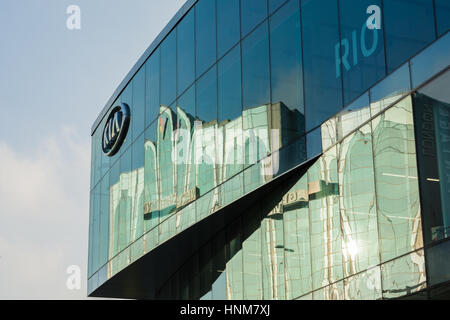 Kia Motors showroom on the Great West Road, Brentford, Middlesex, UK. Stock Photo