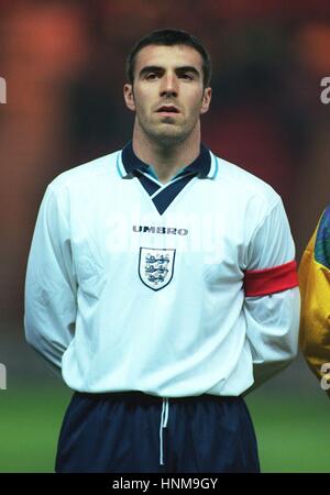 DAVID UNSWORTH ENGLAND U21 & EVERTON FC 22 November 1995 Stock Photo