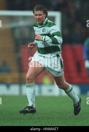 MARK MCNALLY GLASGOW CELTIC FC 23 February 1995 Stock Photo