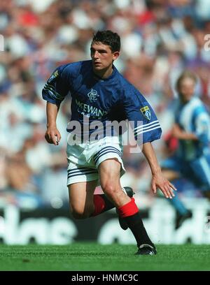 CHARLIE MILLER GLASGOW RANGERS FC 01 November 1994 Stock Photo - Alamy