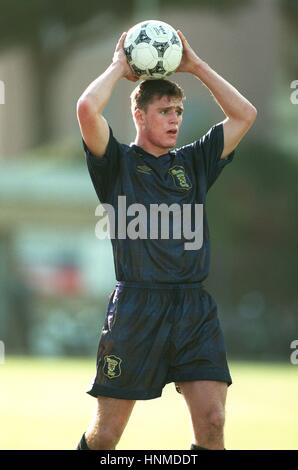 DUNCAN JUPP SCOTLAND U21 & FULHAM FC 23 June 1995 Stock Photo - Alamy