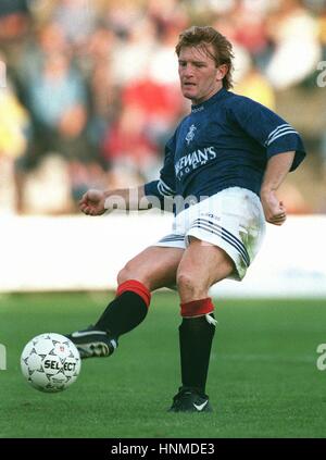 STUART MCCALL GLASGOW RANGERS FC 26 July 1995 Stock Photo