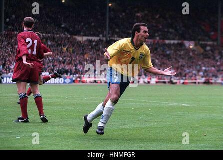 edmundo-england-v-brazil-umbro