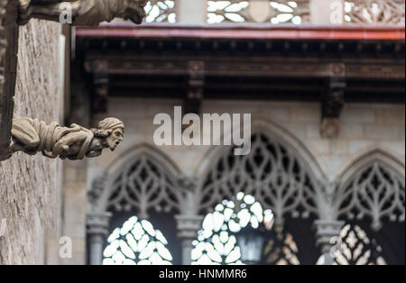 Barcelona's Bridge of Sighs, side facade of the Carrer del Bisbe, Gothic cathedral of La Catedral de la Santa Creu i Santa Stock Photo