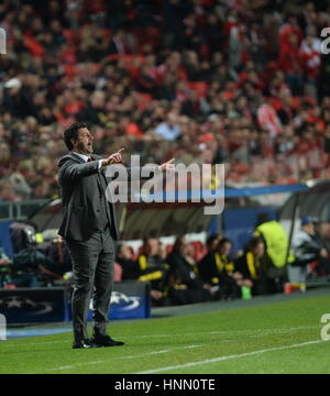 Lisbon, Portugal. 14th Feb, 2017. Benfica's head coach Rui Vitoria reacts during the first leg match of Round of 16 of the UEFA Champions League between SL Benfica and Borussia Dortmund at Luz stadium in Lisbon, Portugal, Feb. 14, 2017. Benfic won 1-0. Credit: Zhang Liyun/Xinhua/Alamy Live News Stock Photo