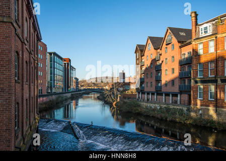 River Don from Lady's Bridge, Sheffield, showing old buildings and new development Stock Photo