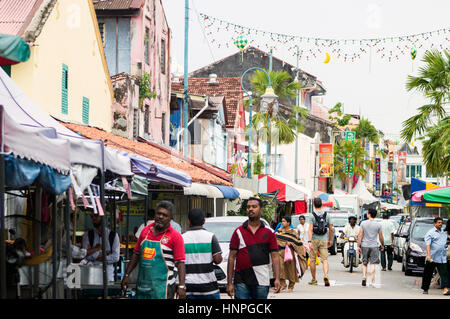 Street scene with indian shops and stall, Lebuh Pasar, Little India, Georgetown, Penang, Malaysia Stock Photo