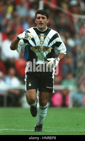 Carte Merlin CALCIO 95 - Gianluca Pagliuca INTER #127 - NEUVE - Non Collée