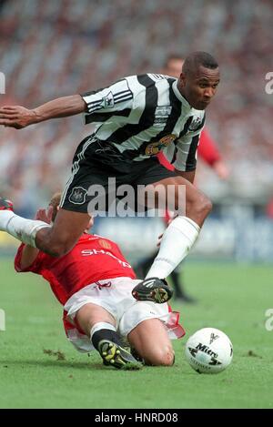 LES FERDINAND NEWCASTLE UNITED FC 13 August 1996 Stock Photo