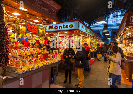 Fruit and Vegtable stalls at Mercado de La Boqueria in La Rambla barcelona Stock Photo