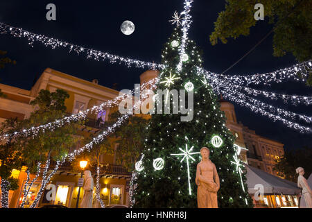 CHRISTMAS TREE DECORATIONS ALCALDIA CITY HALL PLAZA DE ARMAS OLD TOWN SAN JUAN PUERTO RICO Stock Photo