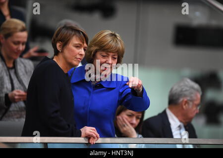 Berlin, Germany. 12th Feb, 2017. Elke Büdenbender (L), the wife of the presidential candidate Frank-Walter Steinmeier, with Daniela Schadt, the partner of the outgoing German president Joachim Gauck, in the Bundestag during the election of the next German president in Berlin, Germany, 12 February 2017. The federal assembly convened at midday on Sunday for the election of the new president. Photo: Ralf Hirschberger/dpa/Alamy Live News Stock Photo