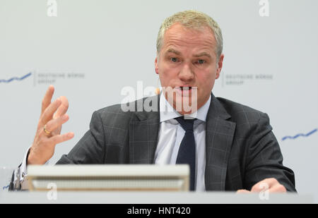 Frankfurt am Main, Germany, 16 February 2017. The CEO of the German equity trading firm Deutsche Börse AG Carsten Kengeter at a press conference at which the firm's annual figures were made public in Frankfurt am Main, Germany, 16 February 2017. Kengeter has been accused of insider trading and is currently under investigation. Photo: Arne Dedert/dpa/Alamy Live News Stock Photo