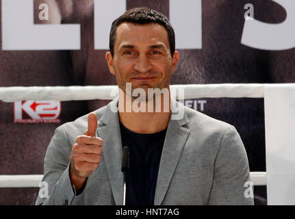 Cologne, Germany. 16th Feb, 2017. Wladimir Klitschko speaks during a press conference in Cologne, Germany, 16 February 2017. Wladimir Klitschko and world champion Anthony Joshua will fight for the IBF title on 29 April 2017 in London, England. Photo: Roland Weihrauch/dpa/Alamy Live News Stock Photo