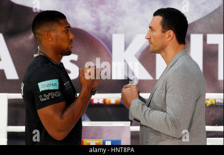 Wladimir Klitschko (r) and Anthony Joshua, photographed during a press conference in Cologne, Germany, 16 February 2017. Wladimir Klitschko and world champion Anthony Joshua will fight for the IBF title on 29 April 2017 in London, England. Photo: Roland Weihrauch/dpa Stock Photo