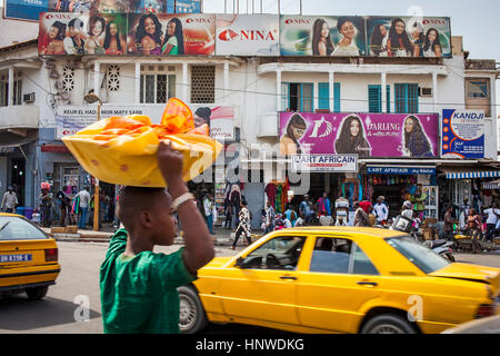 Pompidou avenue,street scene, downtown, Plateau quarter, Dakar, Senegal Stock Photo