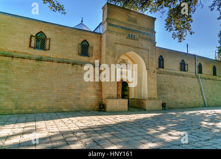 Juma Mosque - the most ancient mosque in Russia. Old trees Platanus orientalis in the yard. Derbent. Republic of Dagestan, Russia Stock Photo