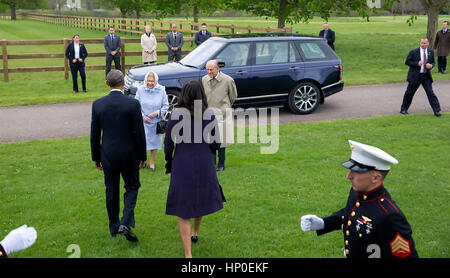 QUEEN ELIZABETH II and Prince Philip welcome the Obamas to Windsor Castle 22 April 2016.  Photo: Pete Souza/White House Stock Photo