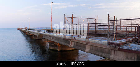 The Suncor Pier (Petro Canada Pier) in Oakville, Ontario, Canada Stock ...