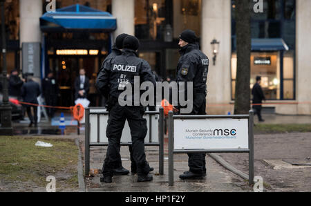 Munich, Germany. 17th Feb, 2017. Police officers outside the Bayerischer Hof hotel which will host the Munich Security Conference in Munich, Germany, 17 February 2017. Photo: Sven Hoppe/dpa/Alamy Live News Stock Photo