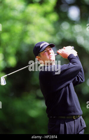 PETER BAKER ENGLAND VOLVO PGA WENTWORTH 29 May 2000 Stock Photo