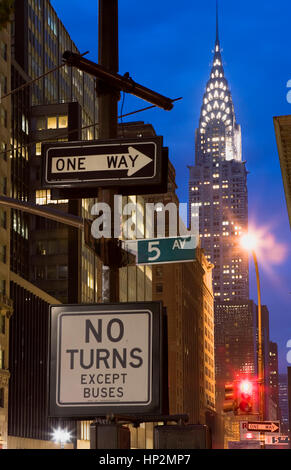 42 nd St at 5 Av. Chrysler building and traffic signals,New York City, USA Stock Photo