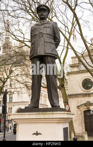 Statue of Bomber Harris outside St. Clement Danes church, Strand, London, UK Stock Photo