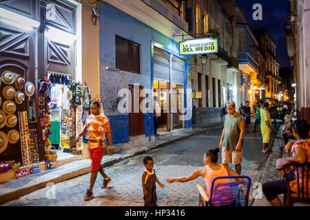 Street scene in Empedrado street, near La Bodeguita del Medio, Habana Vieja, La Habana, Cuba Stock Photo