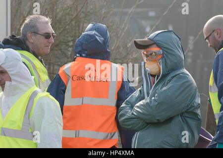 Defra officials dealing with an outbreak of H5N8 Bird Flu near Boston Lincolnshire  Picture Tim Scrivener 07850 303986 tim@agriphoto.com ….covering agriculture in the UK…. Stock Photo