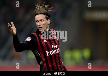 Milan, Italy. 2017, 20 February: Ignazio Abate of AC Milan gestures during the Serie A football match between AC Milan and ACF Fiorentina. Credit: Nicolò Campo/Alamy Live News Stock Photo