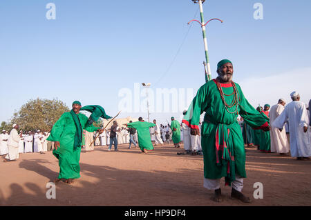 SUDAN, OMDURMAN: Every Friday the sufis of Omdurman, the other half of Northern Sudan's capital Khartoum, gather for their 'dhikr' - chanting and danc Stock Photo