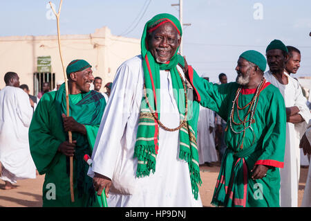 SUDAN, OMDURMAN: Every Friday the sufis of Omdurman, the other half of Northern Sudan's capital Khartoum, gather for their 'dhikr' - chanting and danc Stock Photo