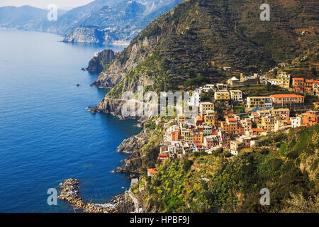 Via dell Amore aerial view, The Way of Love, linking Manarola and Riomaggiore. Cinque Terre National Park, Liguria Italy Europe. Stock Photo