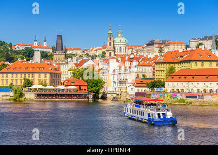 Prague city skyline and Prague Castle, Prague, Czech Republic Stock Photo