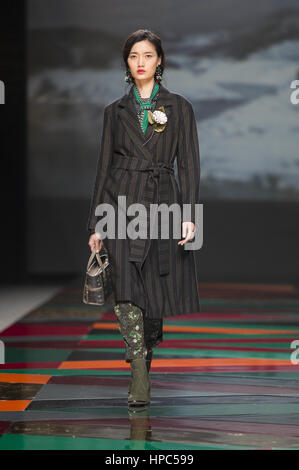 Madrid, Spanien. 19th Feb, 2017. Models during the Custo Fashion Show ...