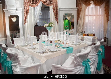 beautiful table setting wedding table for dinner at the restaurant Stock Photo