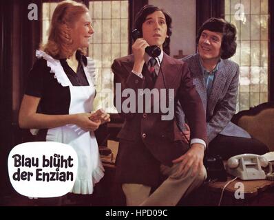 Blau blüht der Enzian, Deutschland 1973, Regie: Franz Antel, Darsteller: Jutta Speidel, Ilja Richter, Hans Hansi Kraus Stock Photo