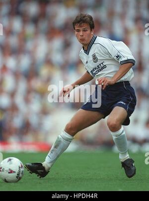 STEPHEN CLEMENCE TOTTENHAM HOTSPUR FC 11 August 1997 Stock Photo