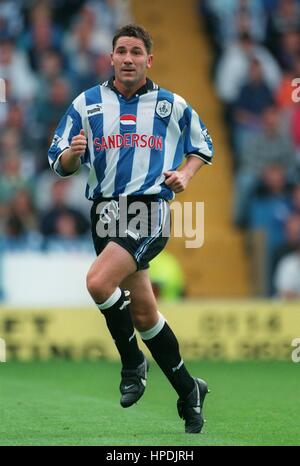 DAVID HIRST SHEFFIELD WEDNESDAY FC 01 September 1997 Stock Photo