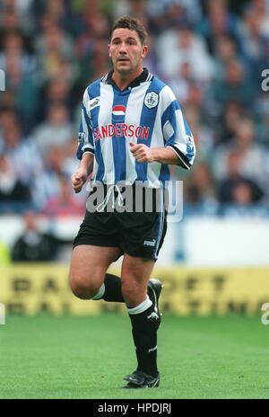 DAVID HIRST SHEFFIELD WEDNESDAY FC 01 September 1997 Stock Photo