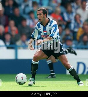 PAOLO DI CANIO SHEFFIELD WEDNESDAY FC 01 September 1997 Stock Photo