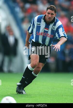 DAVID HIRST SHEFFIELD WEDNESDAY FC 01 September 1997 Stock Photo