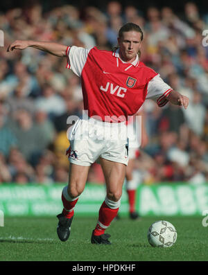 EMMANUEL PETIT ARSENAL FC 24 September 1997 Stock Photo