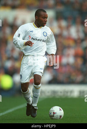 ROD WALLACE LEEDS UNITED FC 03 November 1997 Stock Photo