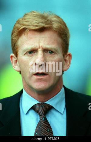 GORDON STRACHAN COVENTRY CITY MANAGER 17 May 1997 Stock Photo