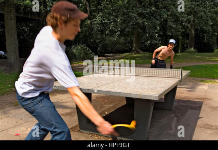 Tiergarten. Playing Ping Pong.Berlin. Germany Stock Photo