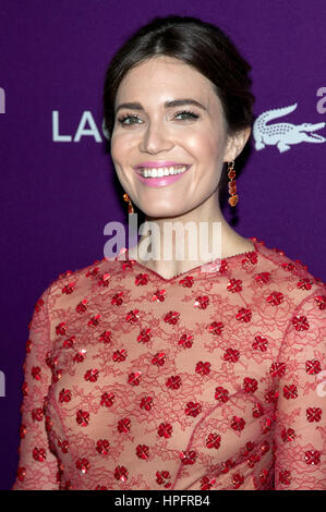 Los Angeles, Us. 21st Feb, 2017. Actress Mandy Moore arrives at the 19th Costume Designers Guild Awards, CDGA, at Hotel Beverly Hilton in Los Angeles, USA, on 21 February 2017. - NO WIRE SERVICE - Photo: Hubert Boesl/dpa/Alamy Live News Stock Photo