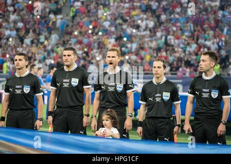 May 31, 2015: The referee team at the begining of the Cupa Romaniei Timisoreana 2014-2015 Finals (Romania Cup Timisoreana Finals) game between FC Universitatea Cluj ROU and FC Steaua Bucharest ROU at National Arena, Bucharest,  Romania ROU. Foto: Catalin Soare Stock Photo