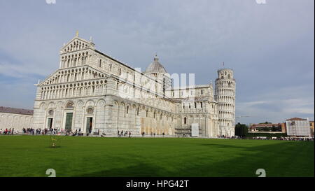 Leaning Tower of Pisa and nearby Cathedral, Pisa, Italy Stock Photo